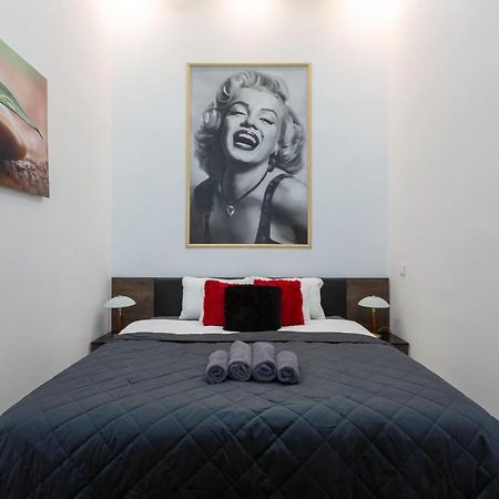Exclusive Marilyn Apartment In The Heart Of Budapest Exterior photo