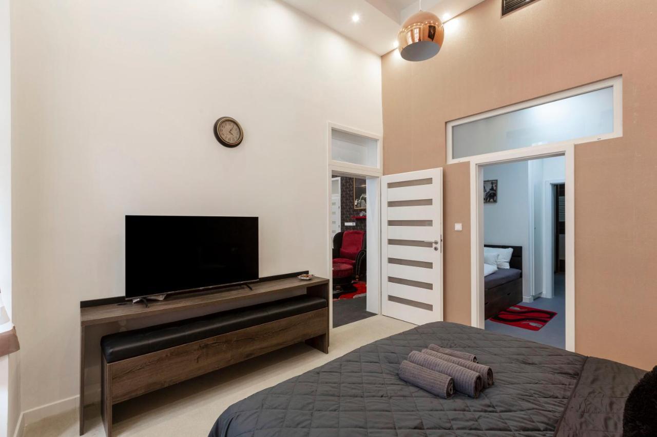 Exclusive Marilyn Apartment In The Heart Of Budapest Exterior photo